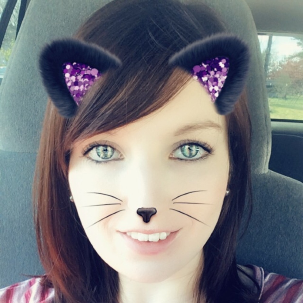 Meet your Posher, Cortney